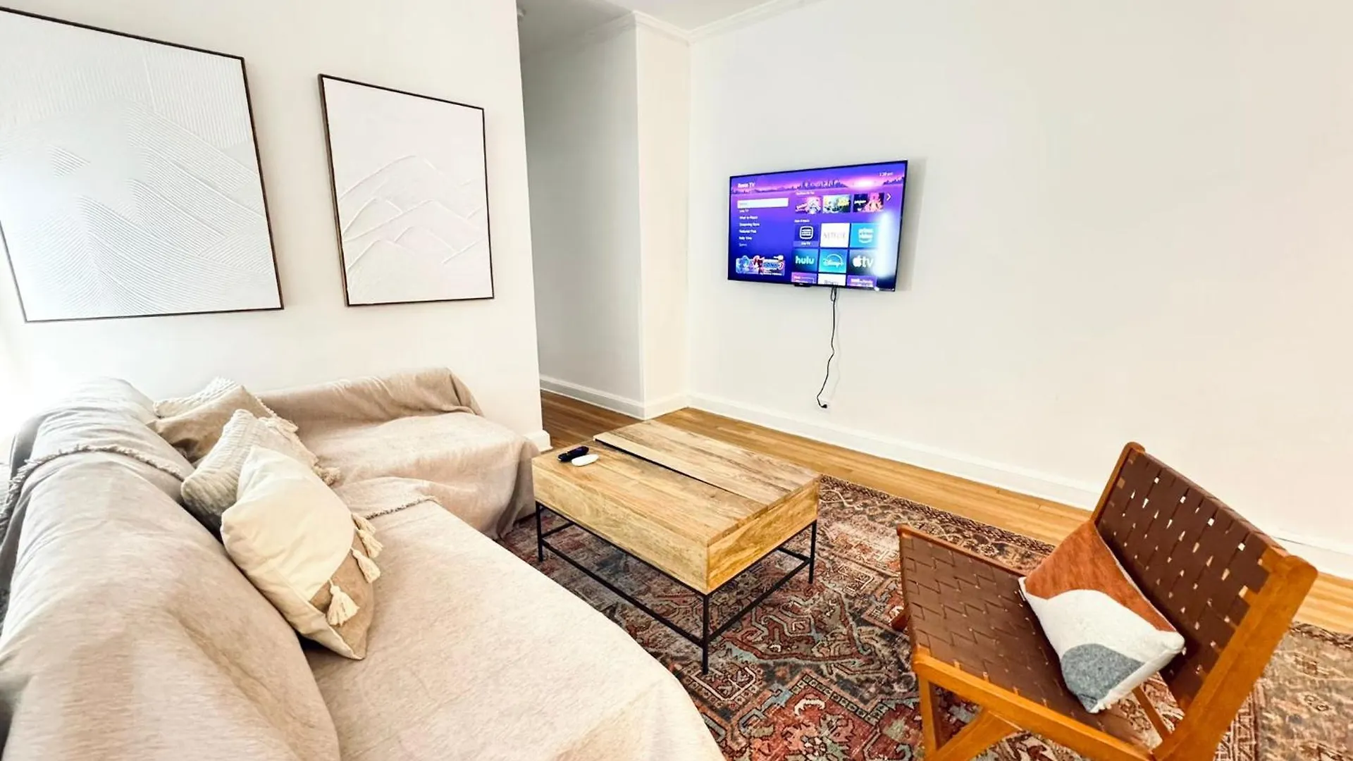 Upper East Side 2 Bedrooms Gem New York 0*,  United States